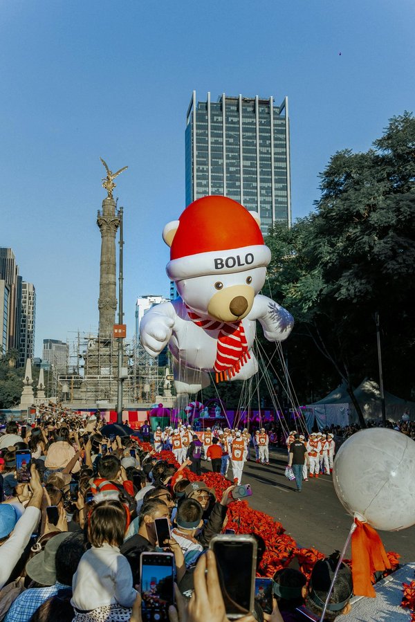 Ballon géant pour syndicat : boostez vos manifestations !